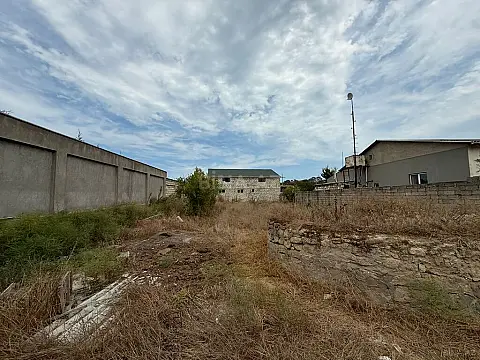 Satılır torpaq sahəsi 8 m²