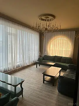 Satılır 8 otaqlı mənzil 1300 m²