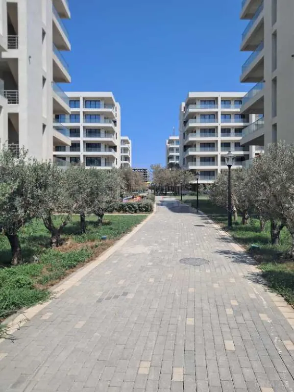 Satılır 1 otaqlı mənzil 58 m²