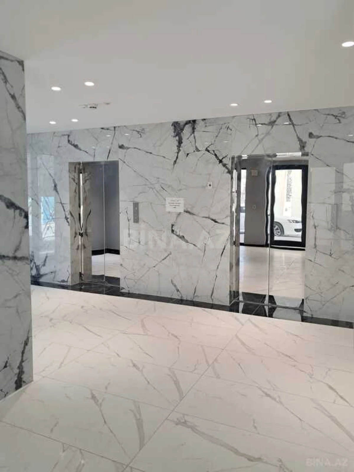 Satılır 1 otaqlı mənzil 58 m²
