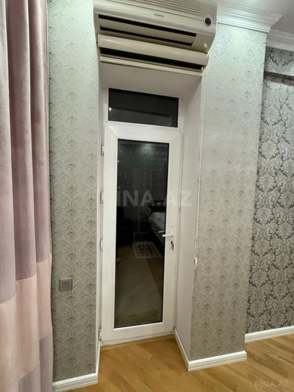 Kirayə verilir 3 otaqlı mənzil 105 m²