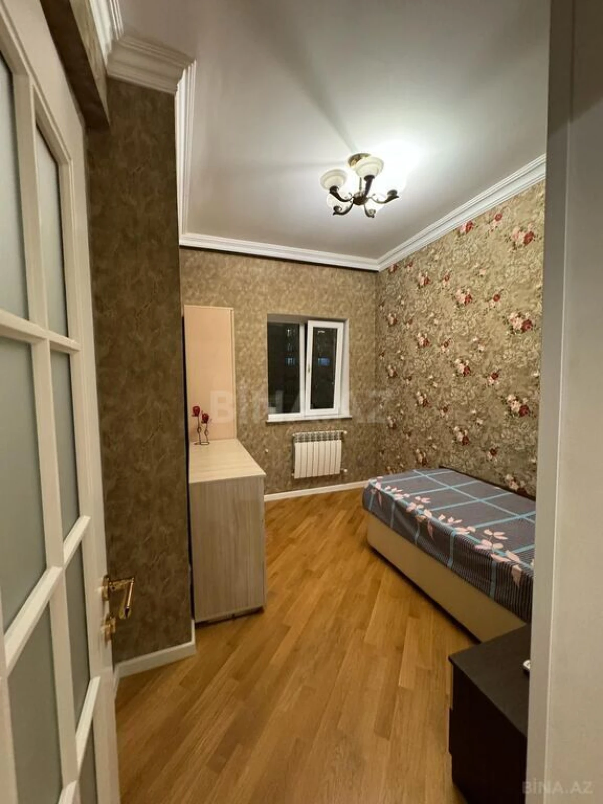Kirayə verilir 3 otaqlı mənzil 105 m²
