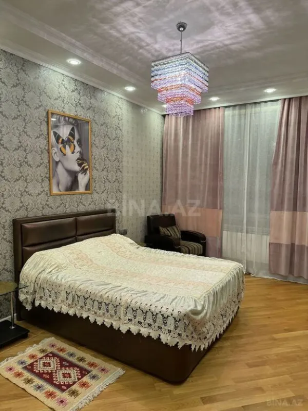 Kirayə verilir 3 otaqlı mənzil 105 m²