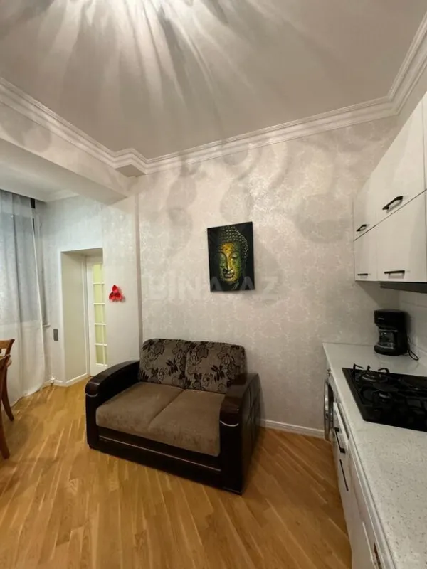 Kirayə verilir 3 otaqlı mənzil 105 m²