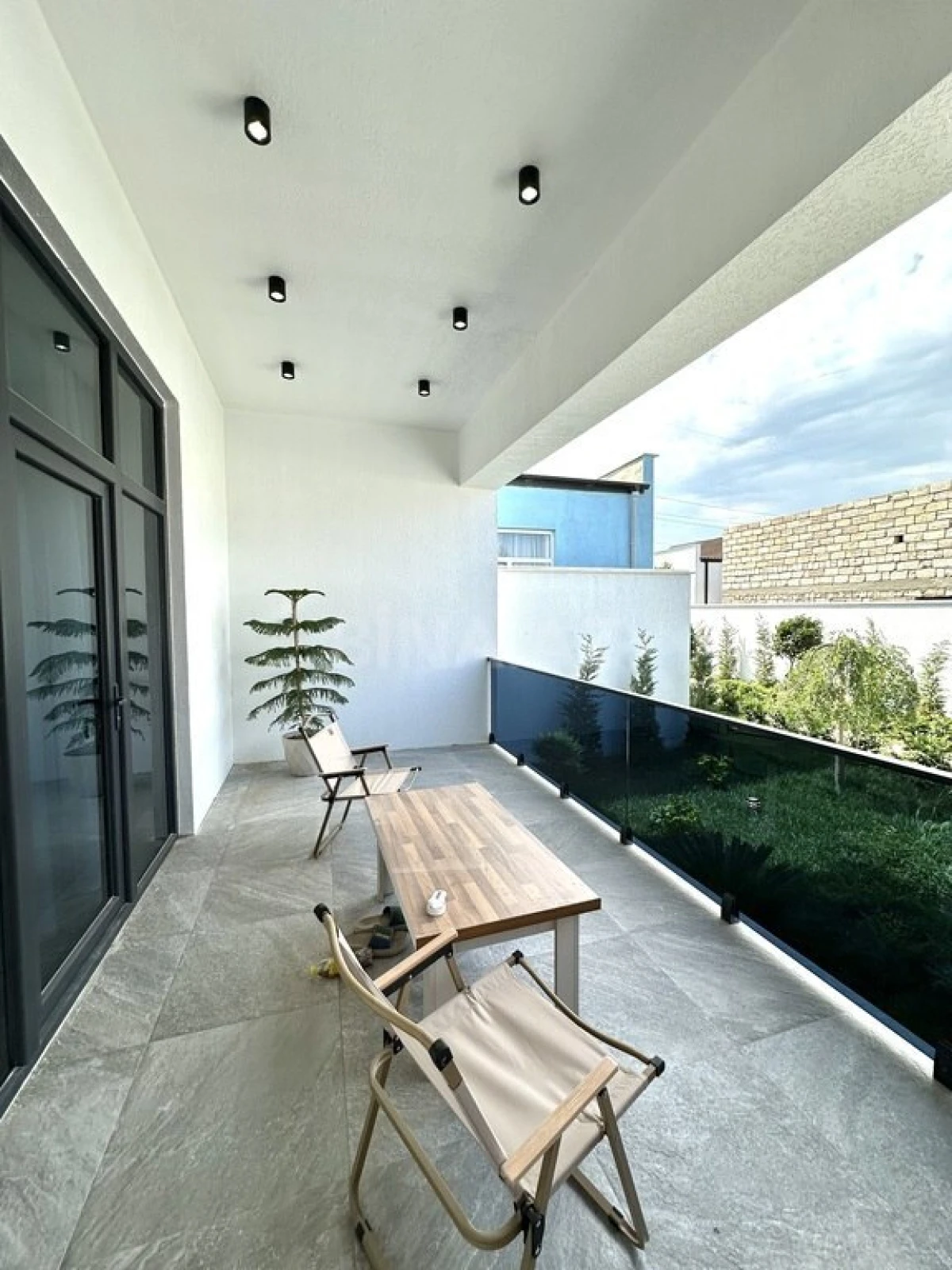 Satılır 4 otaqlı həyət evi 200 m²