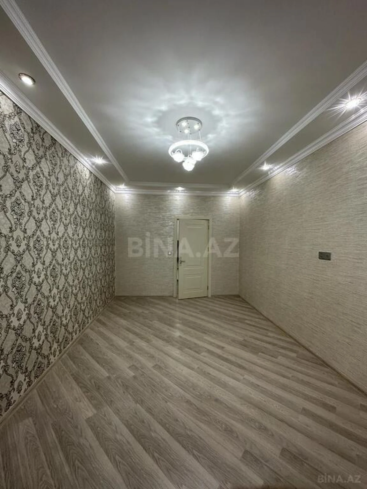 Satılır 2 otaqlı mənzil 58 m²