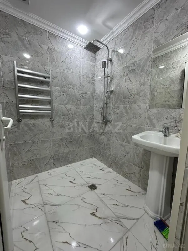 Satılır 2 otaqlı mənzil 58 m²