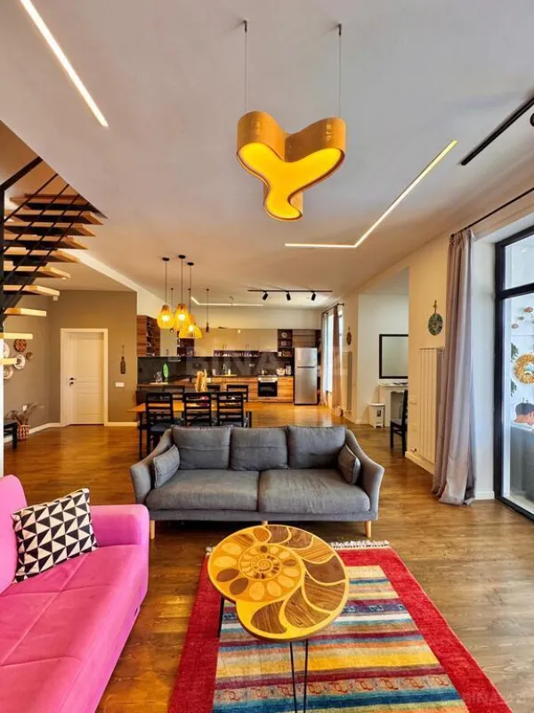 Satılır 4 otaqlı həyət evi 140 m²