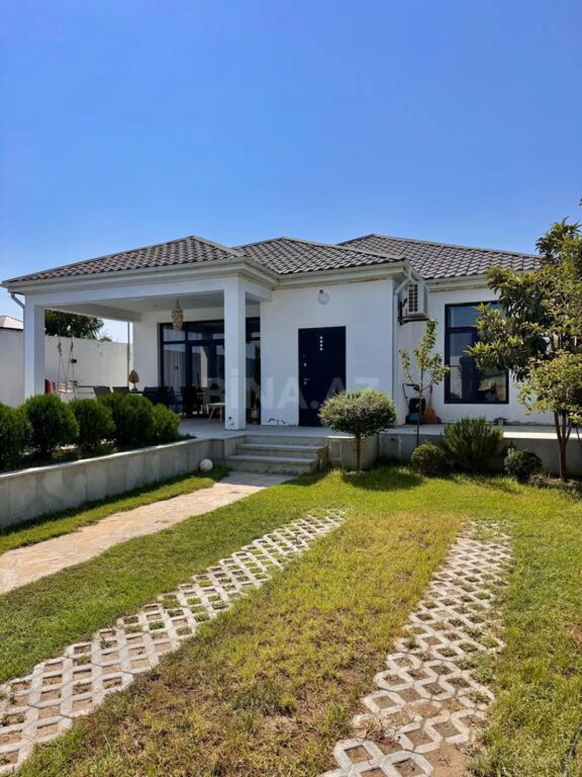 Satılır 4 otaqlı həyət evi 140 m²