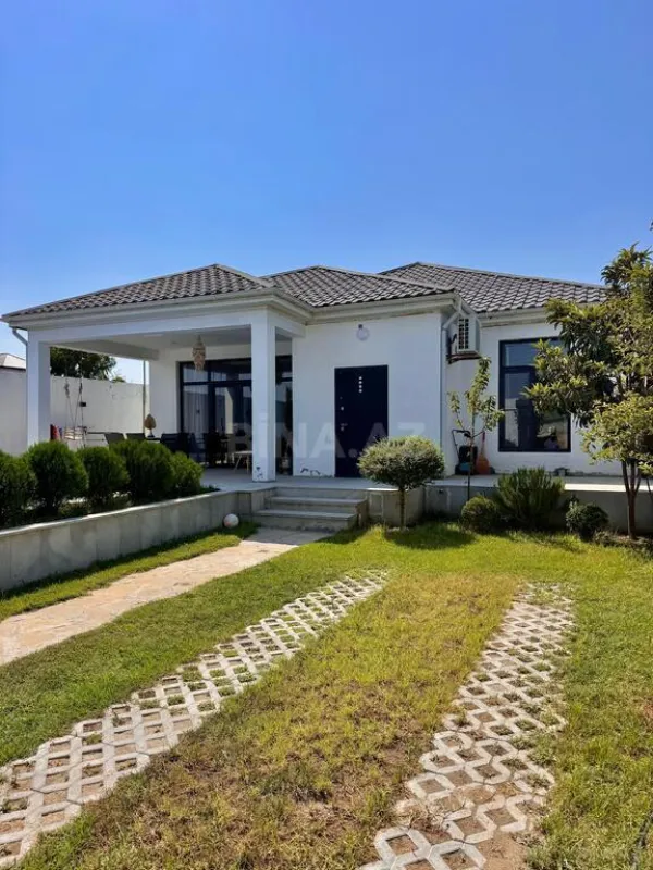 Satılır 4 otaqlı həyət evi 140 m²