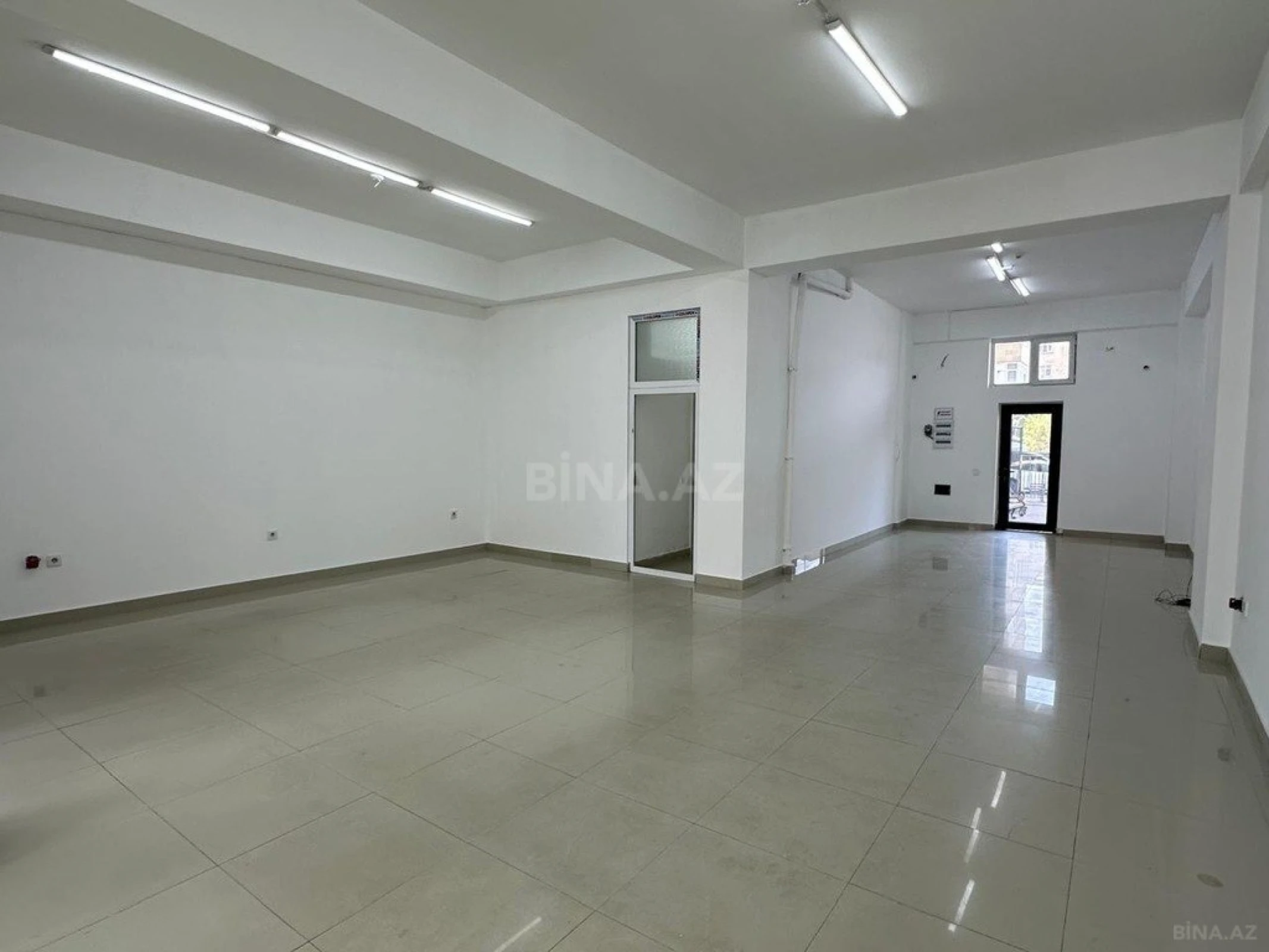 Kirayə verilir obyekt 147 m²