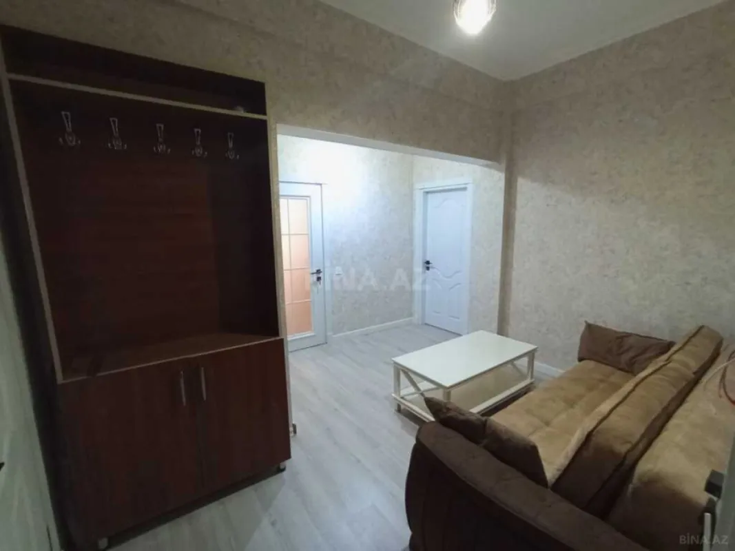 Kirayə verilir 2 otaqlı mənzil 75 m²