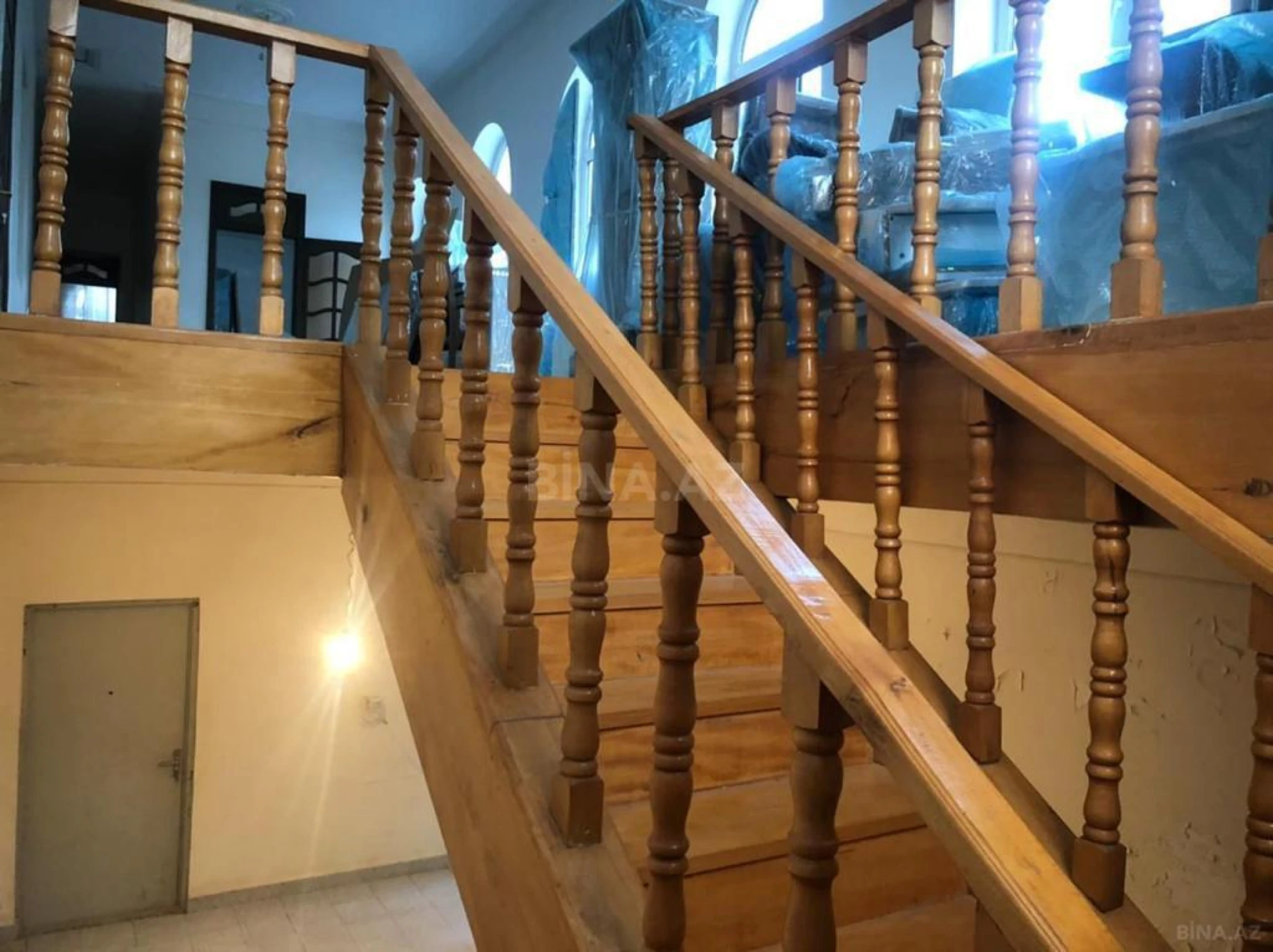 Satılır 7 otaqlı həyət evi 340 m²