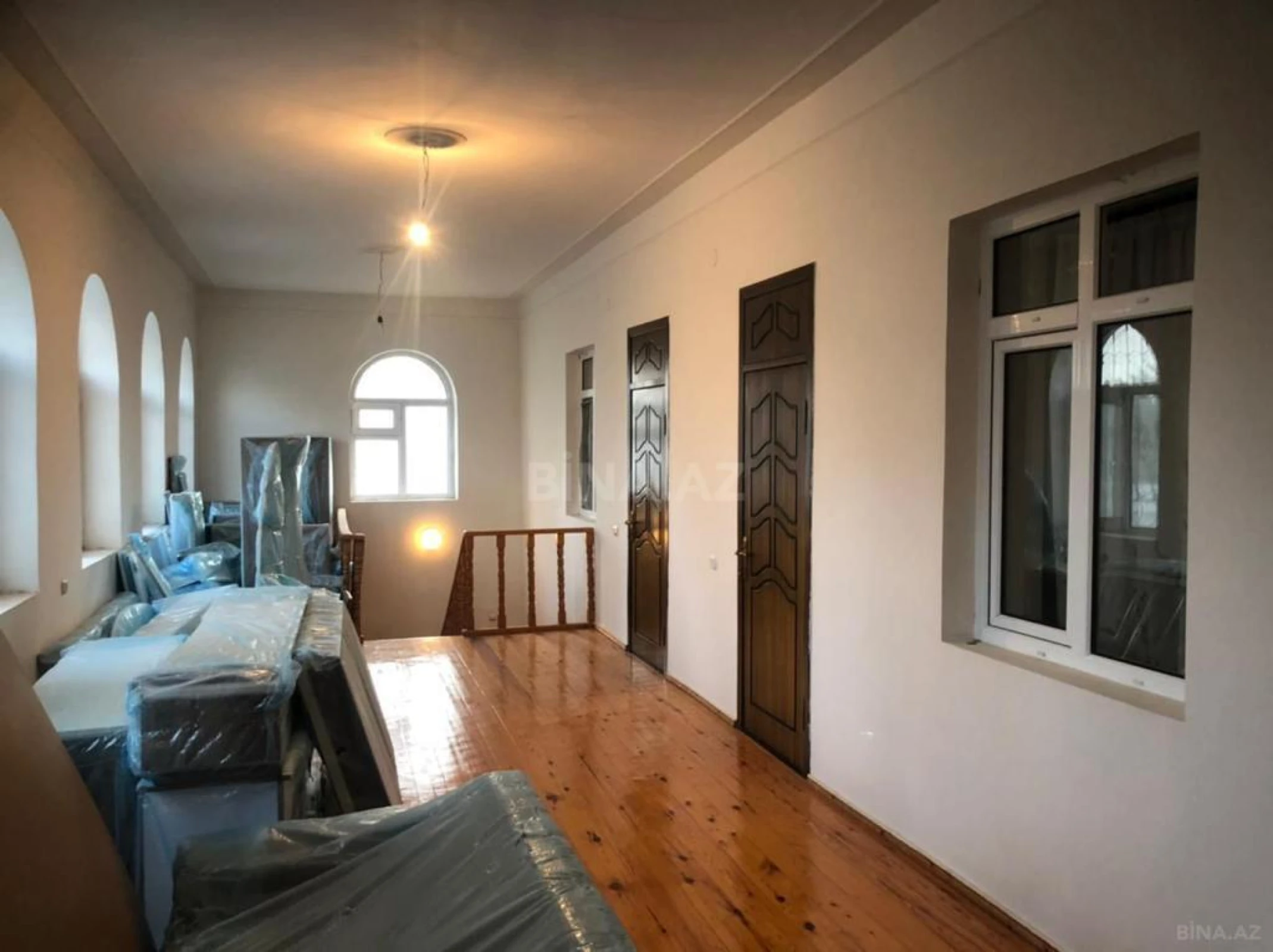 Satılır 7 otaqlı həyət evi 340 m²