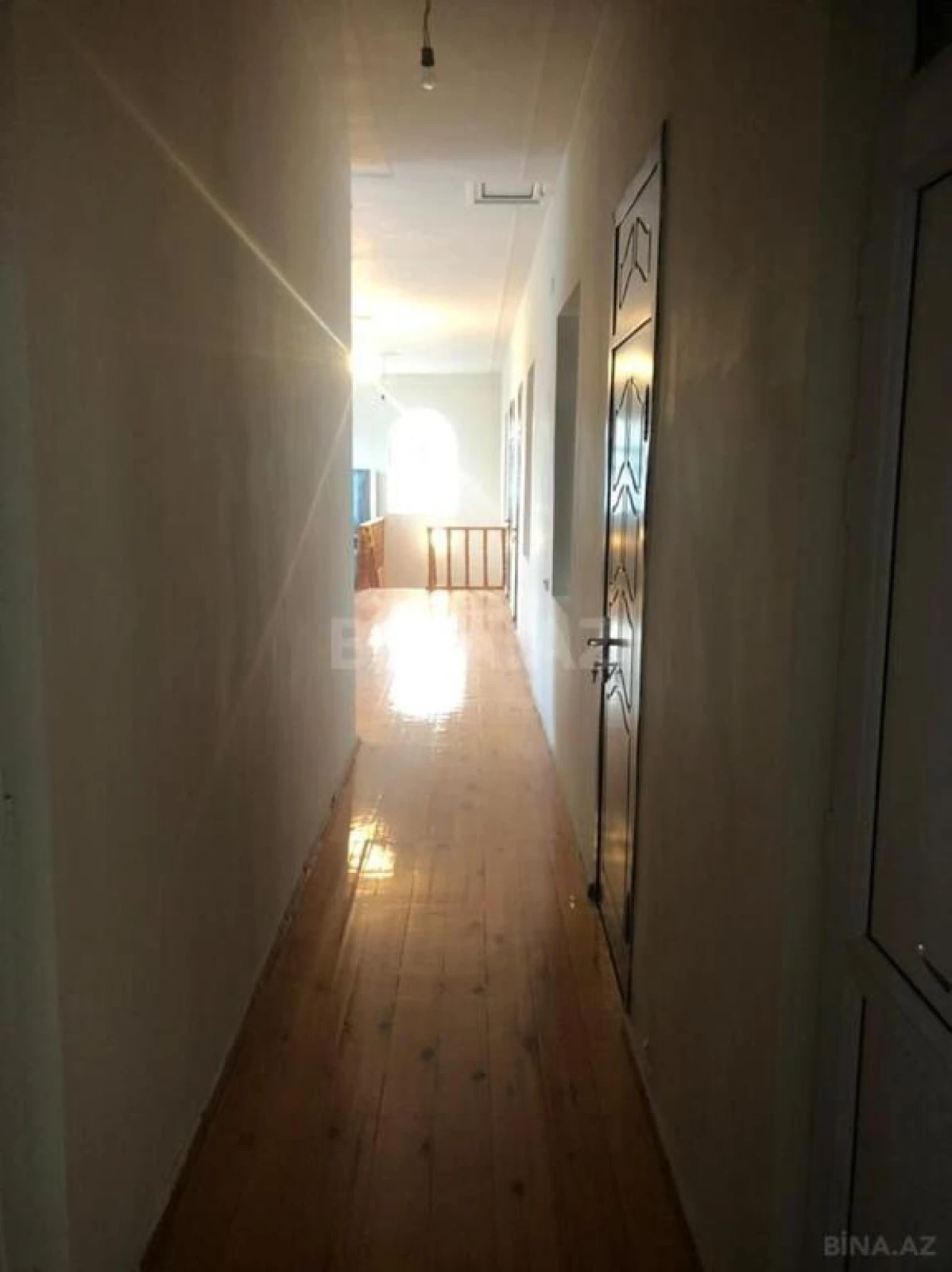 Satılır 7 otaqlı həyət evi 340 m²