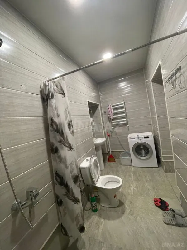Satılır 7 otaqlı həyət evi 340 m²