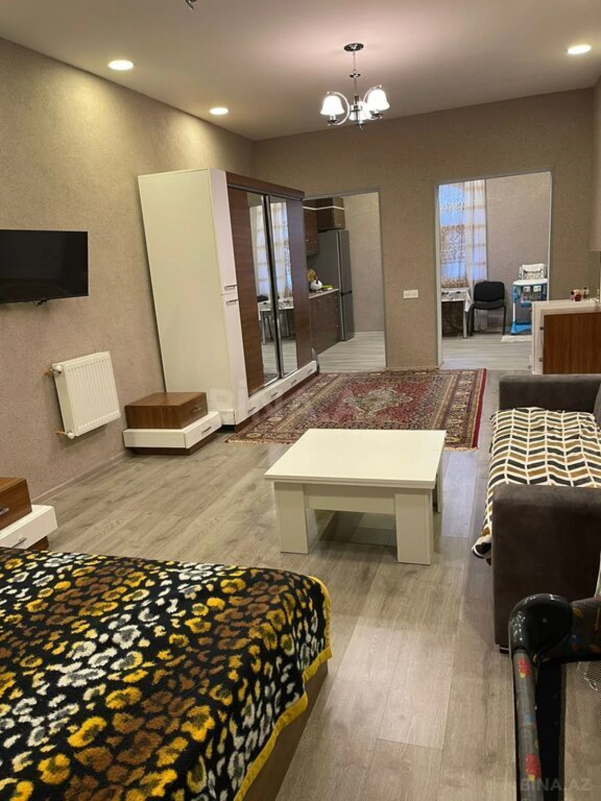Satılır 7 otaqlı həyət evi 340 m²