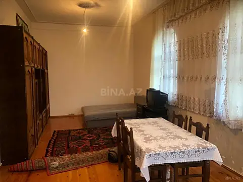 Satılır 7 otaqlı həyət evi 340 m²