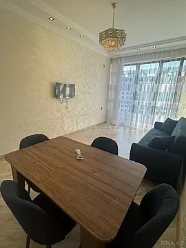 Kirayə verilir 2 otaqlı mənzil 55 m²