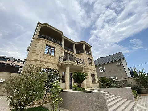 Satılır 7 otaqlı həyət evi 660 m² — Bakı, Badamdar 7 otaq 660.00 m²