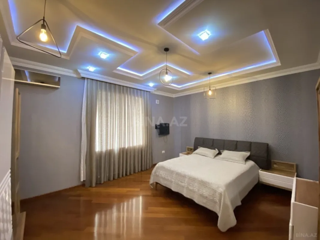 Satılır 7 otaqlı həyət evi 660 m²