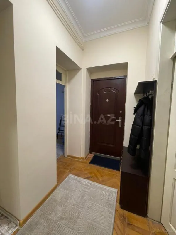 Kirayə verilir 2 otaqlı mənzil 65 m²
