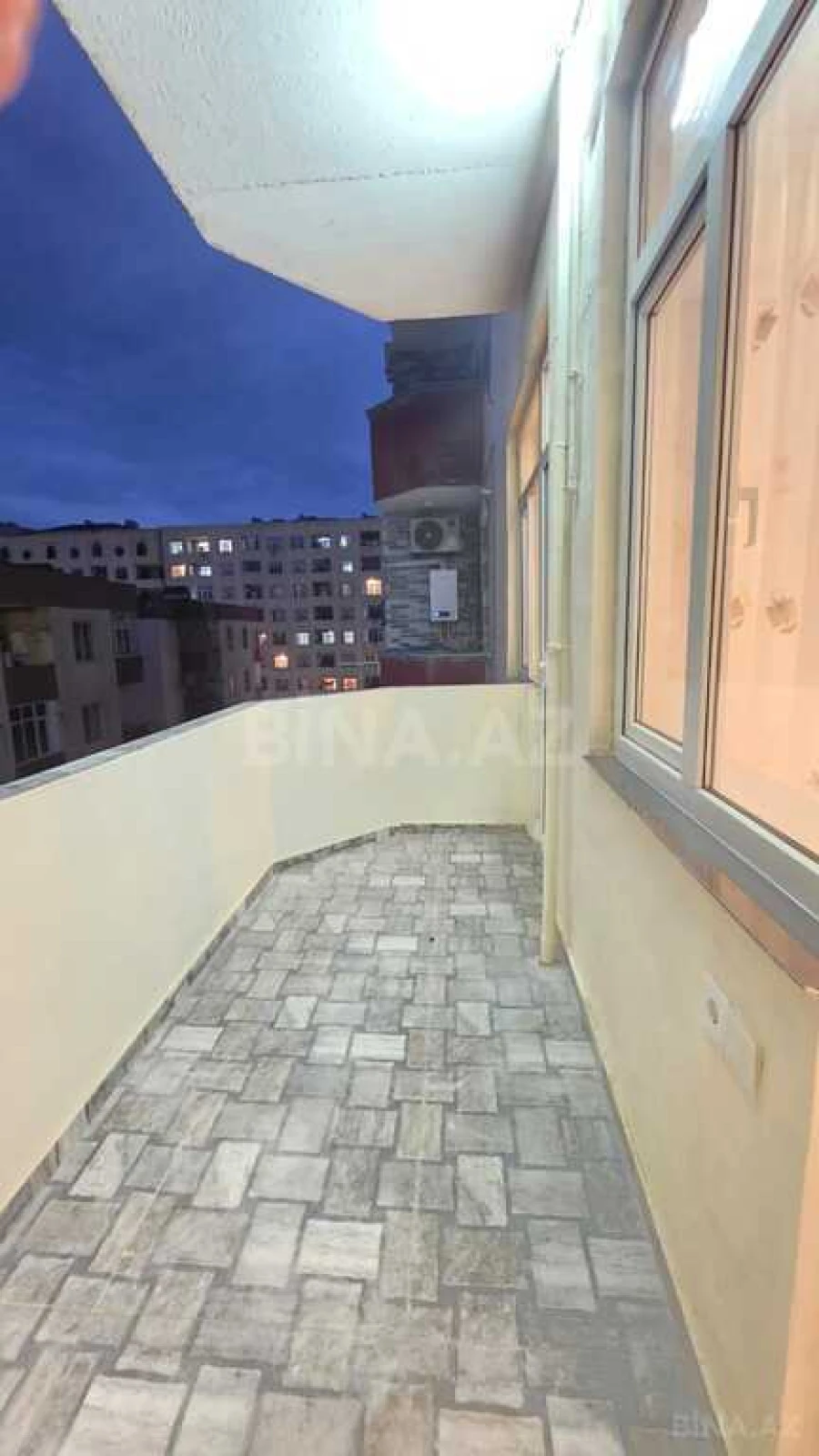 Satılır 3 otaqlı mənzil 86 m²