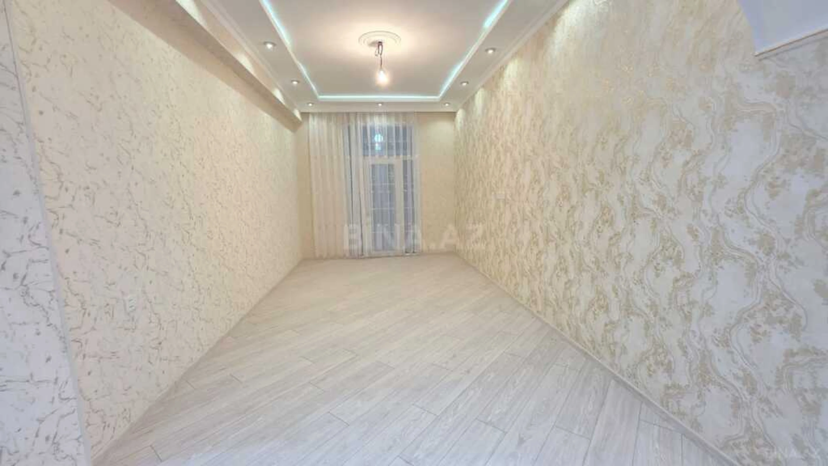 Satılır 3 otaqlı mənzil 86 m²