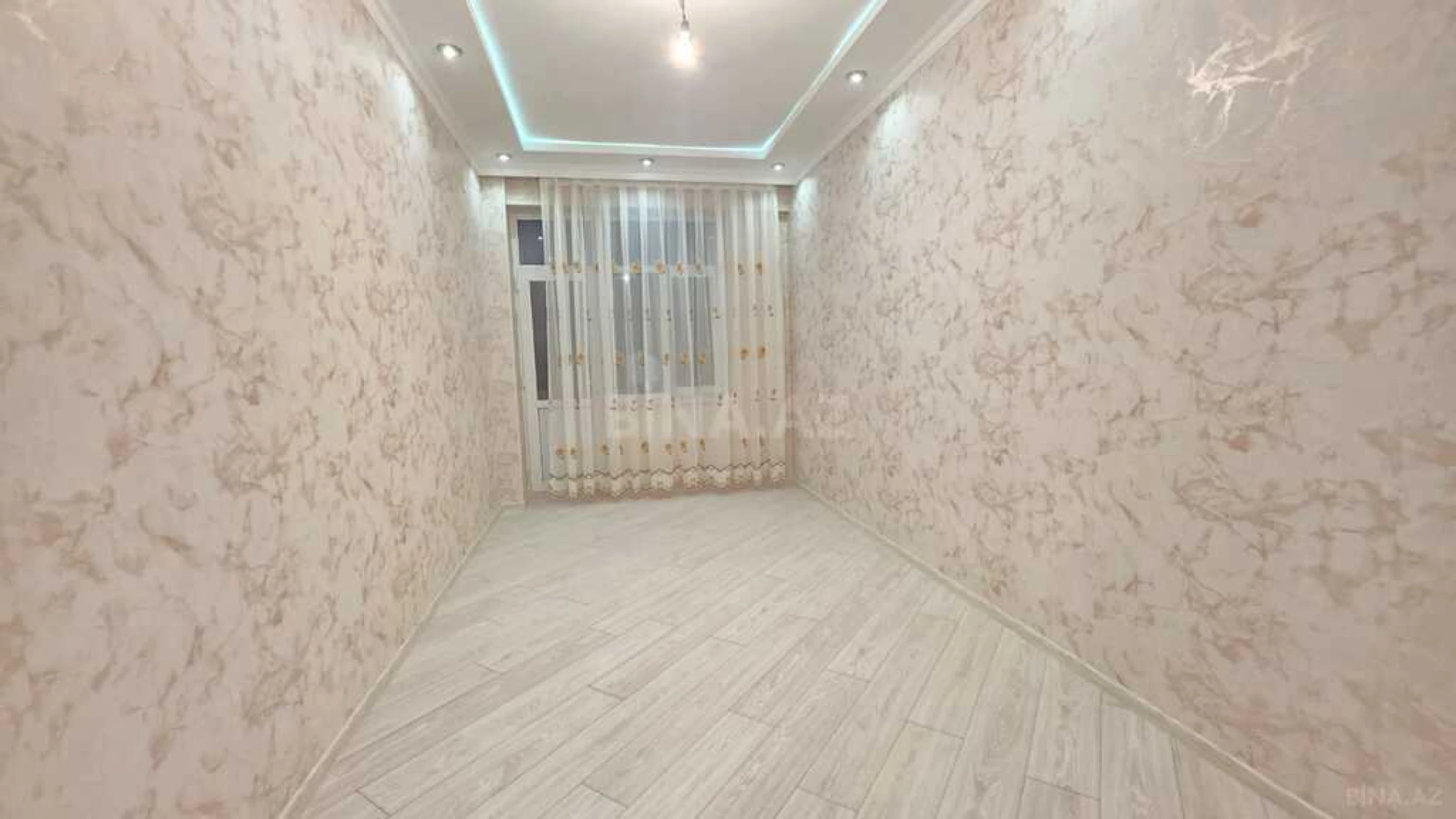 Satılır 3 otaqlı mənzil 86 m²