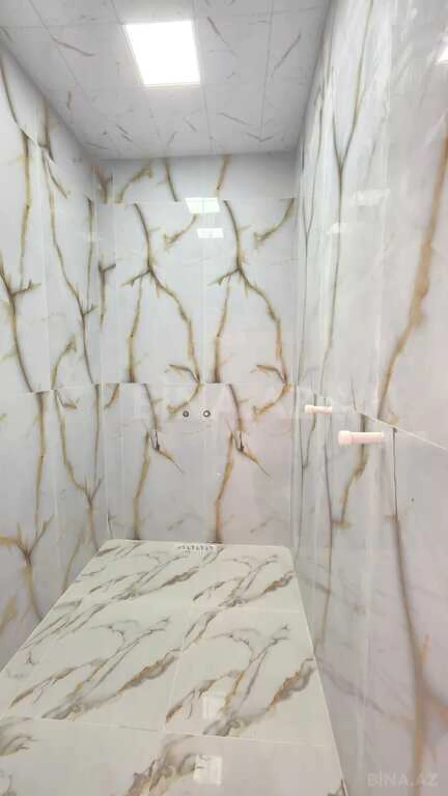 Satılır 3 otaqlı mənzil 86 m²