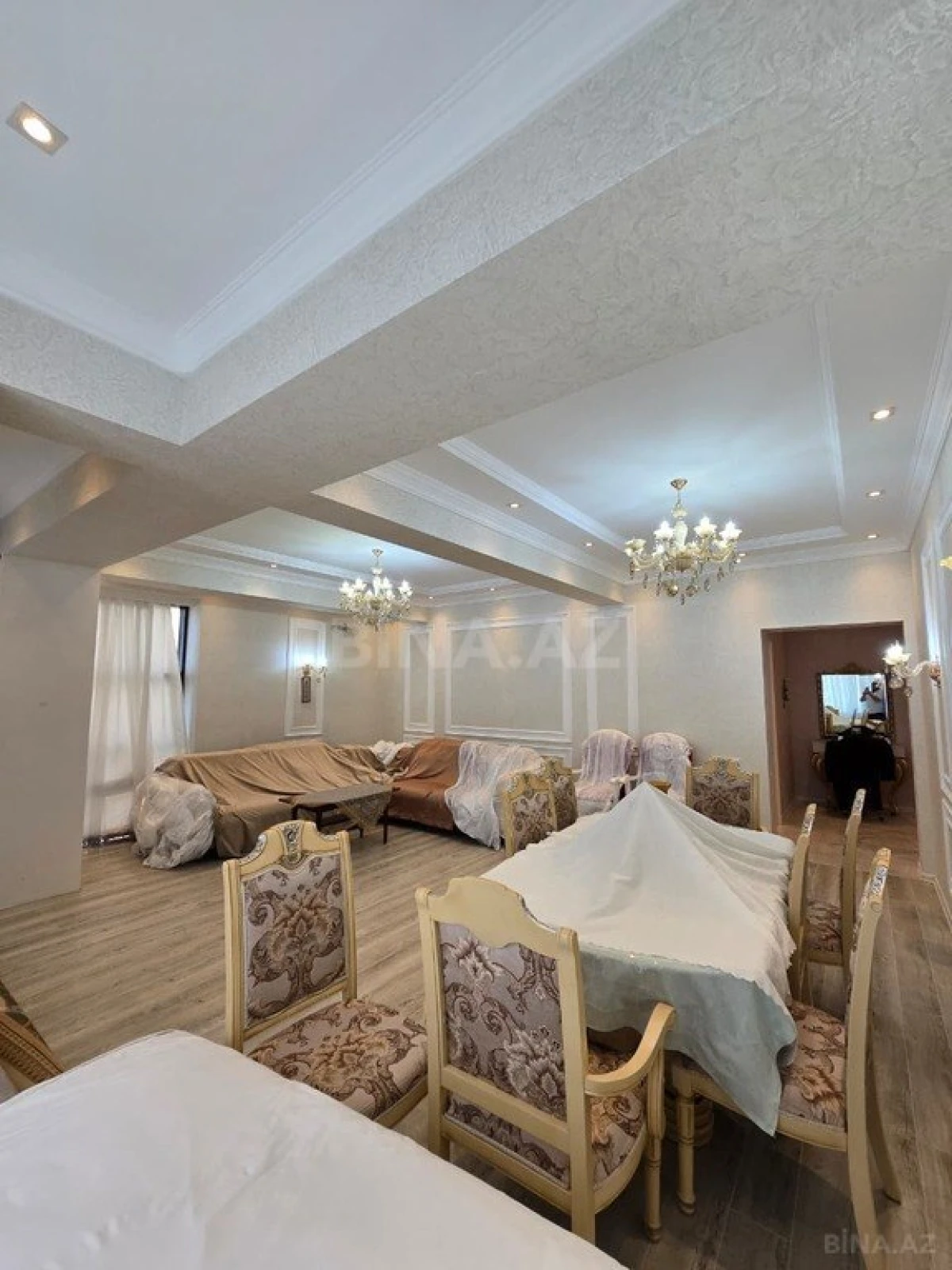 Satılır 3 otaqlı mənzil 103 m²
