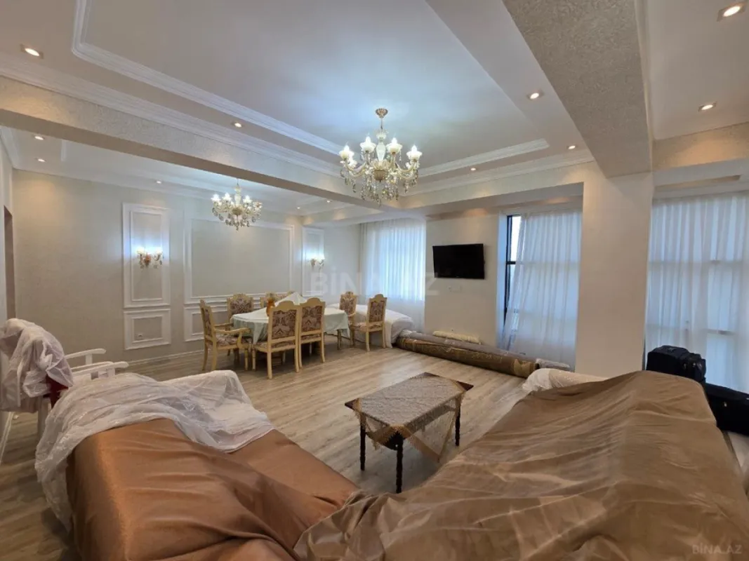 Satılır 3 otaqlı mənzil 103 m²