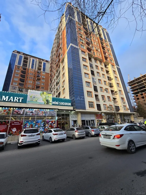 Satılır 3 otaqlı mənzil 103 m²