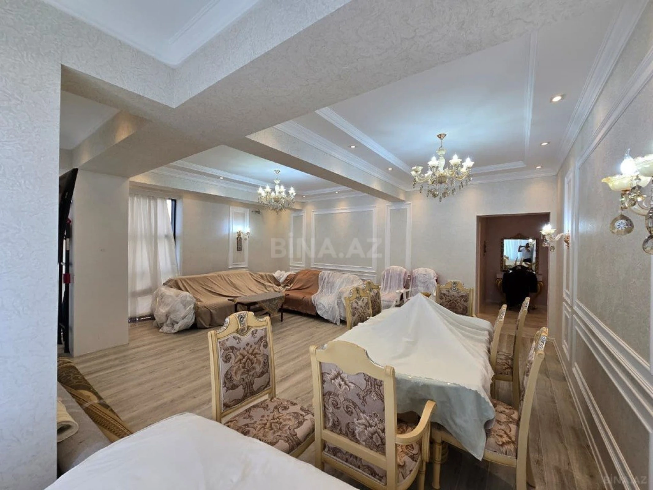 Satılır 3 otaqlı mənzil 103 m²