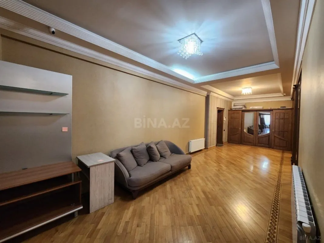 Kirayə verilir 6 otaqlı ofis 350 m²