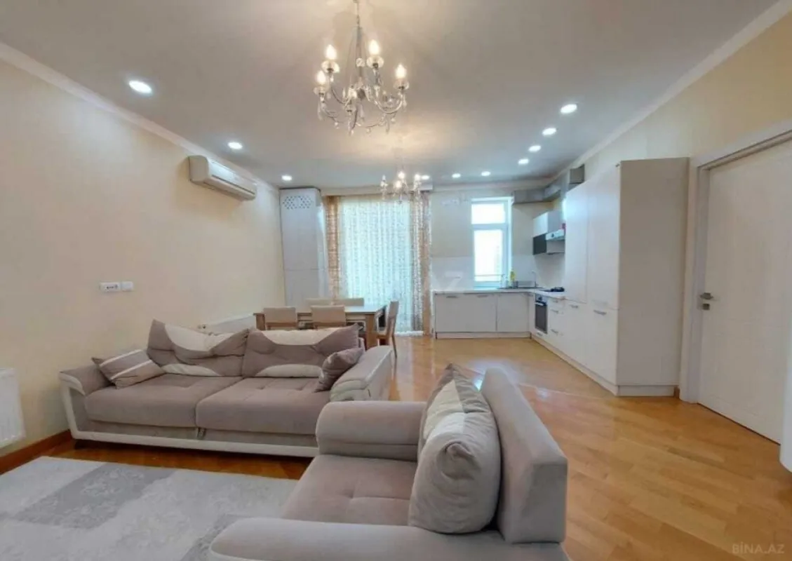 Kirayə verilir 3 otaqlı mənzil 120 m²