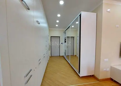 Kirayə verilir 3 otaqlı mənzil 120 m²