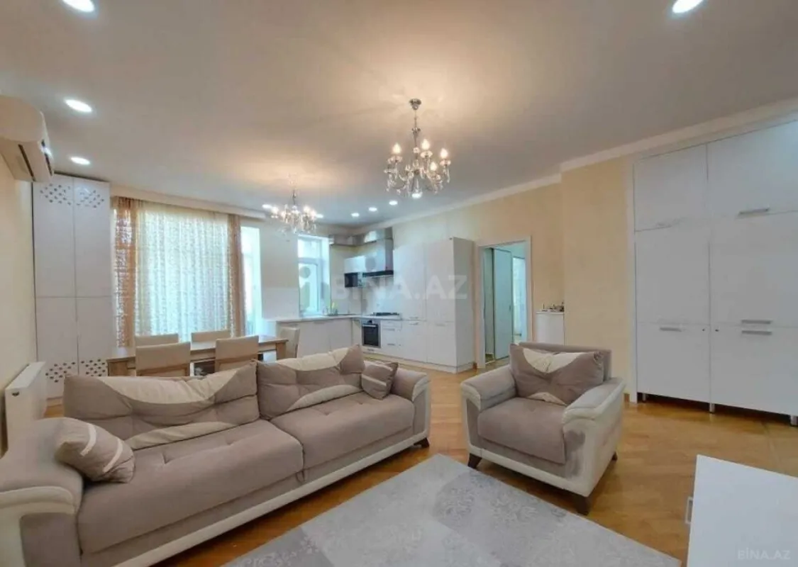 Kirayə verilir 3 otaqlı mənzil 120 m²