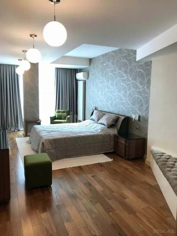 Kirayə verilir 4 otaqlı mənzil 365 m²
