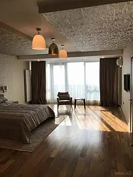 Kirayə verilir 4 otaqlı mənzil 365 m²