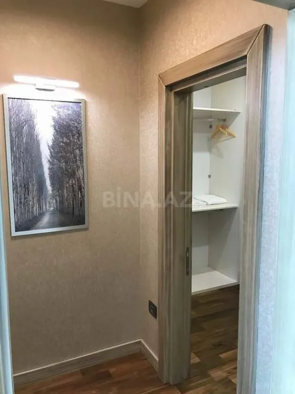 Kirayə verilir 4 otaqlı mənzil 365 m²