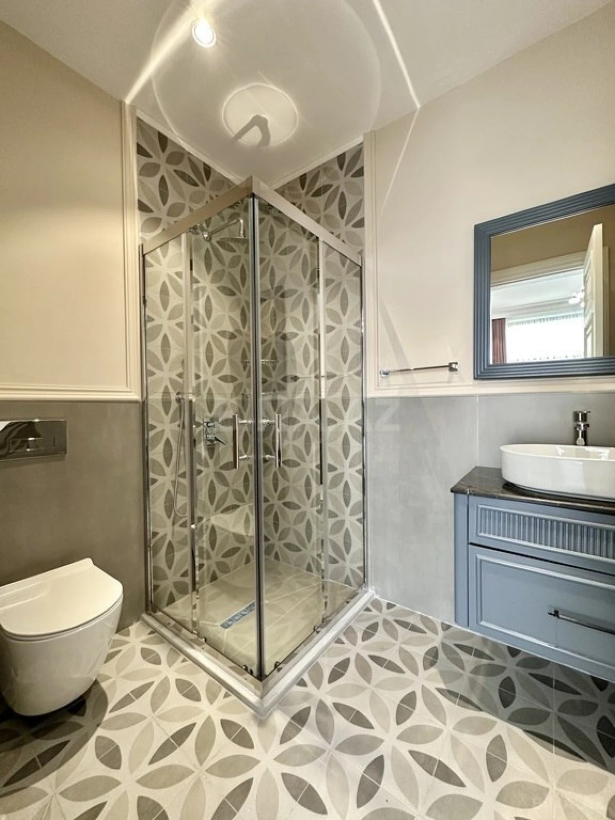 Satılır 6 otaqlı həyət evi 350 m²