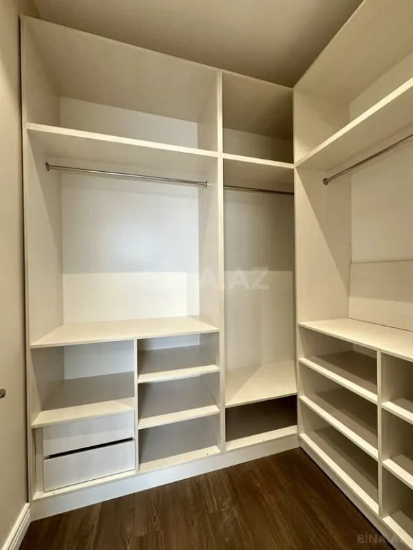 Satılır 6 otaqlı həyət evi 350 m²