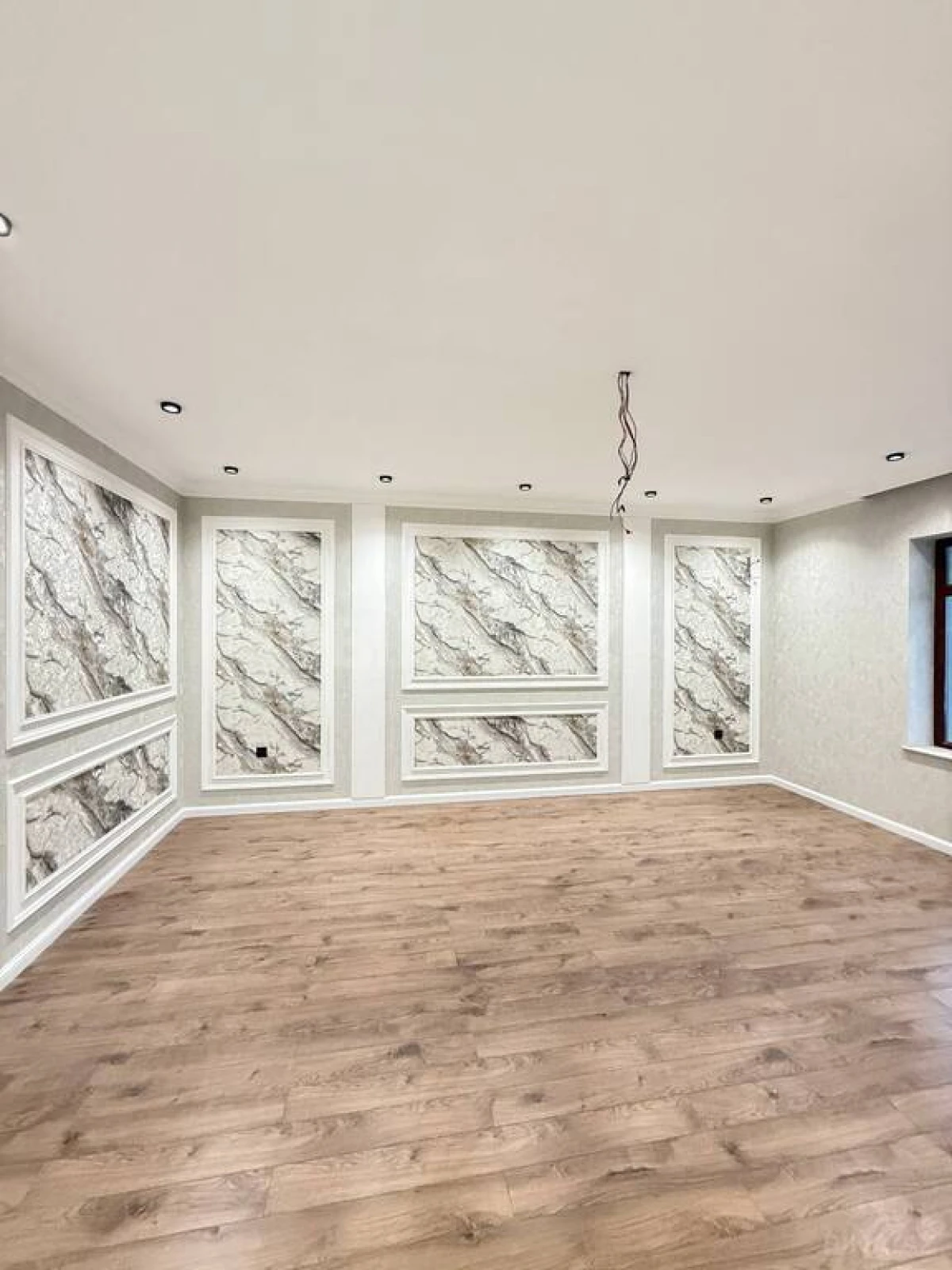 Satılır 5 otaqlı həyət evi 285 m²