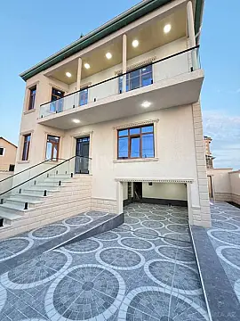 Satılır 5 otaqlı həyət evi 285 m²