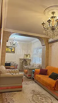 Satılır 5 otaqlı həyət evi 110 m² — Bakı, 9-cu mikrorayon 5 otaq 110.00 m²