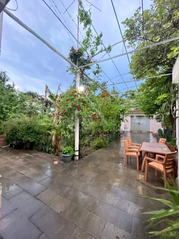 Satılır 5 otaqlı həyət evi 110 m²