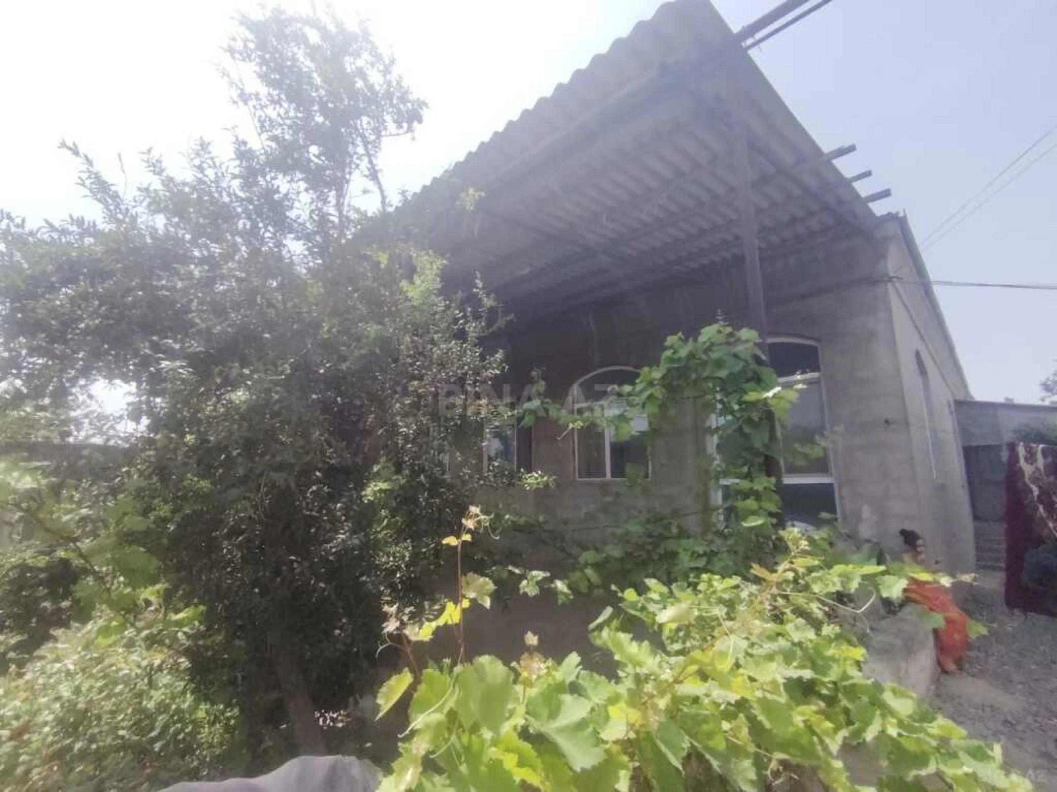 Satılır 5 otaqlı həyət evi 140 m²