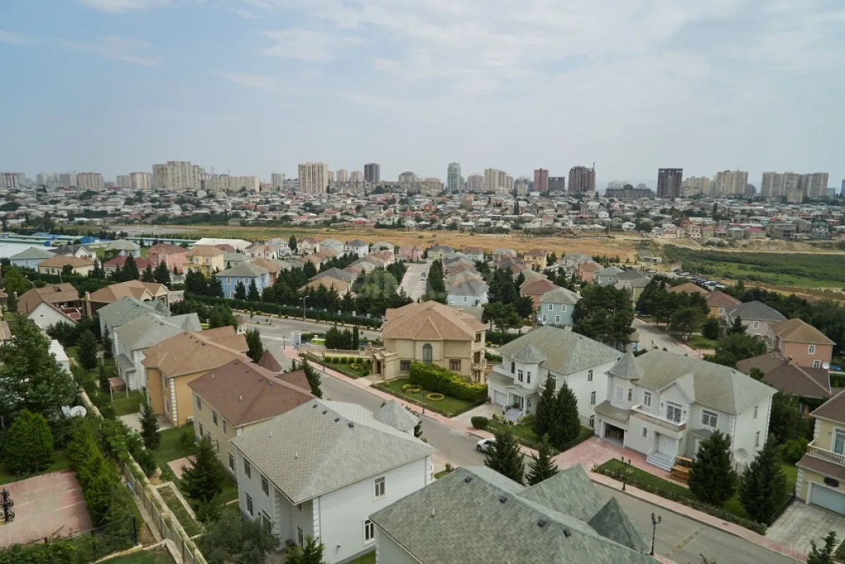 Satılır 3 otaqlı həyət evi 140 m²