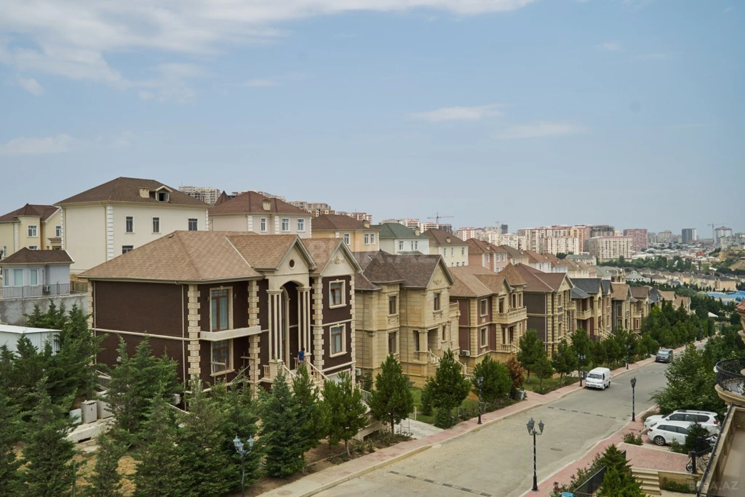 Satılır 3 otaqlı həyət evi 140 m²